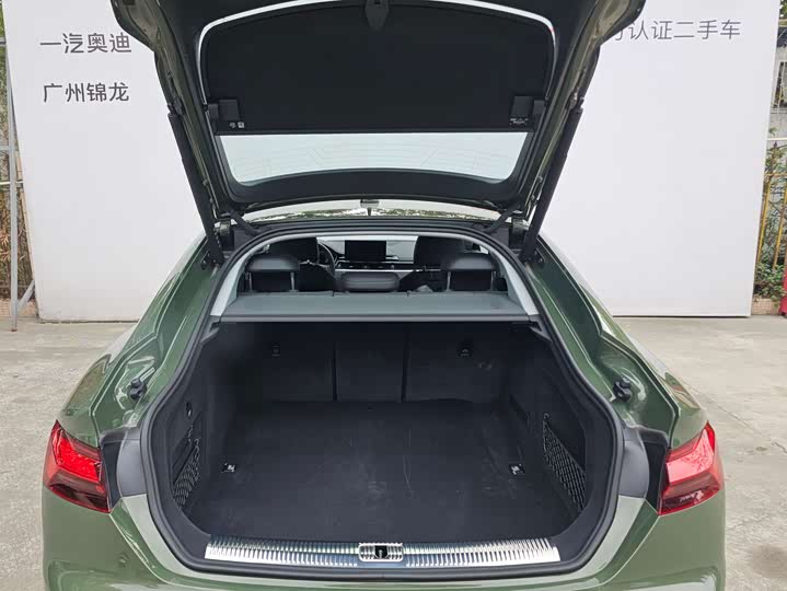 Фото 6 - Audi A5