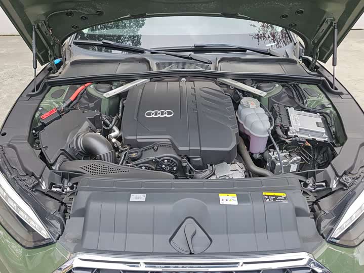 Фото 8 - Audi A5