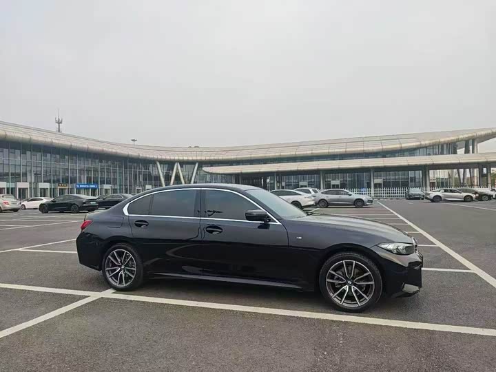 Фото 3 - BMW 3 Series