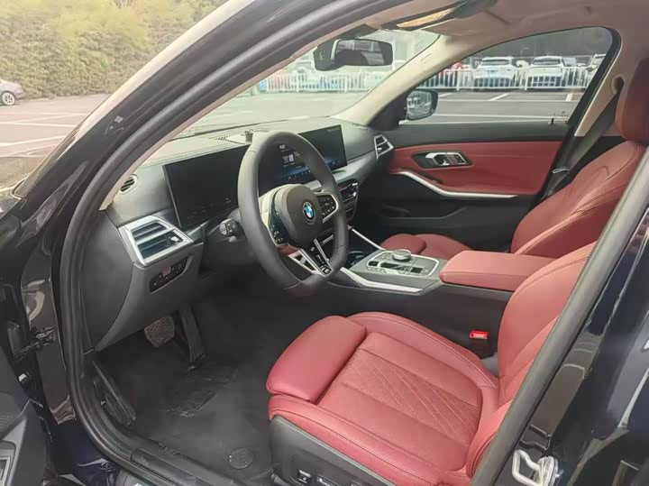 Фото 4 - BMW 3 Series