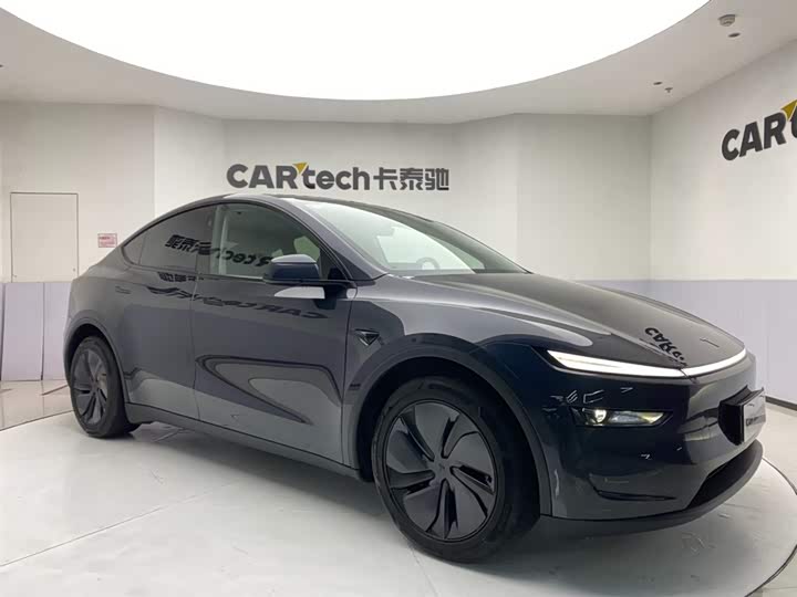 Фото 2 - Tesla Model Y