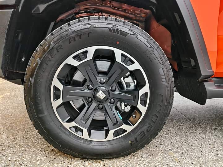 Фото 6 - Tank 300 Hybrid