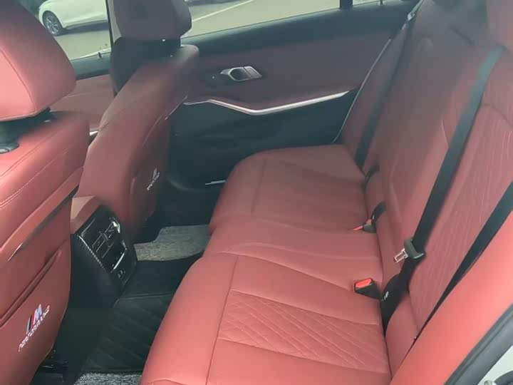 Фото 3 - BMW 3 Series