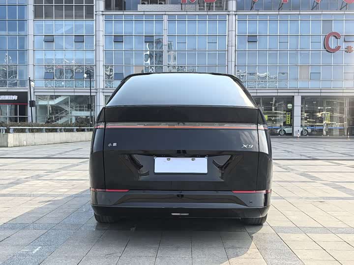 Фото 7 - XPeng X9
