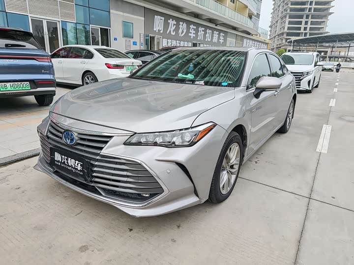 Photo 1 - Toyota Avalon