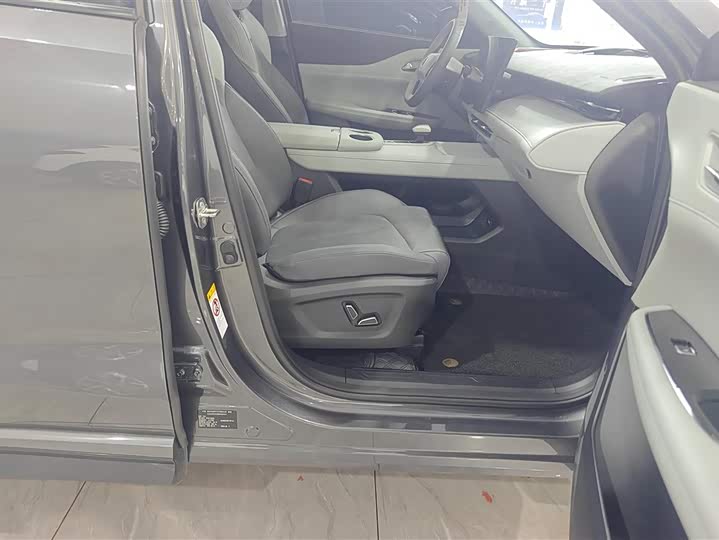 Фото 8 - Changan UNI-Z