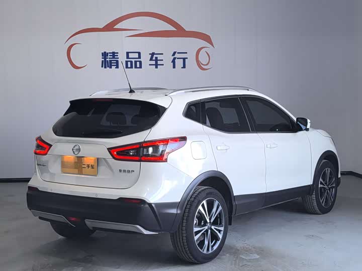 Фото 6 - Nissan Qashqai