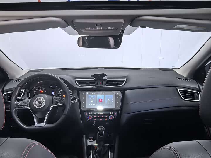Фото 9 - Nissan Qashqai