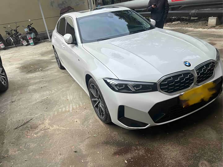 Фото 2 - BMW 3 Series