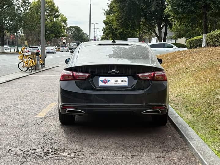 Фото 4 - Chevrolet Malibu XL