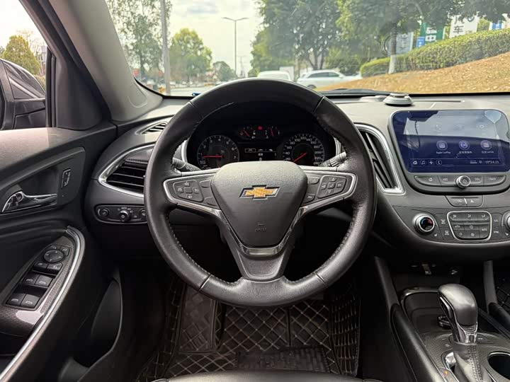 Фото 6 - Chevrolet Malibu XL