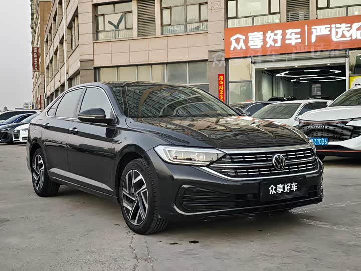 Фото 3 - Volkswagen Sagitar L