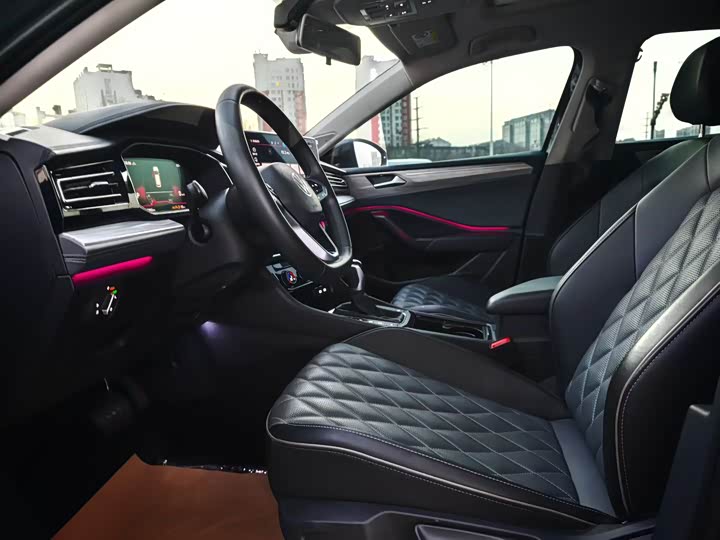 Фото 4 - Volkswagen Sagitar L