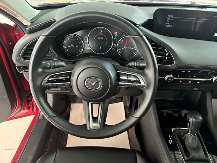 Photo 8 - Mazda 3 (Axela)