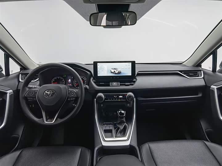 Photo 5 - Toyota RAV4