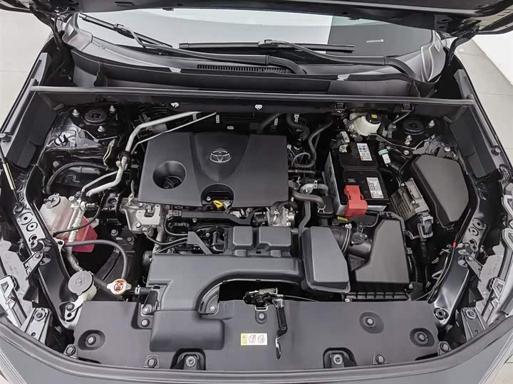 Photo 6 - Toyota RAV4