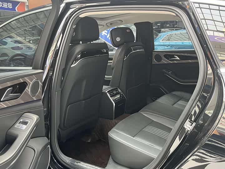 Фото 7 - Hongqi H9