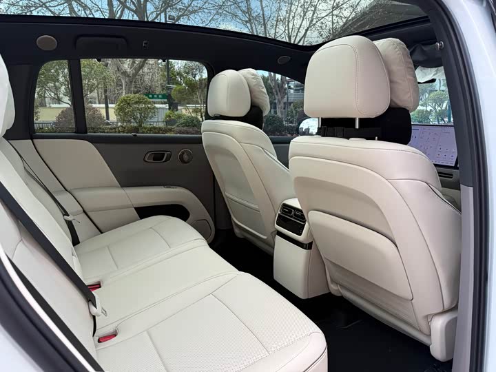 Фото 5 - LiXiang i6