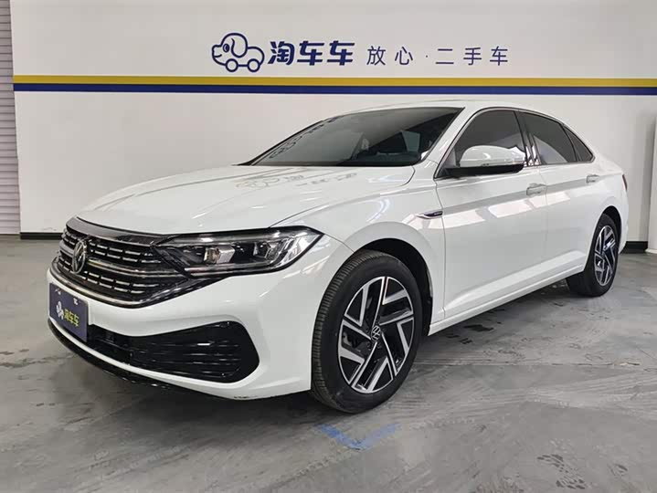 Фото 1 - Volkswagen Sagitar L