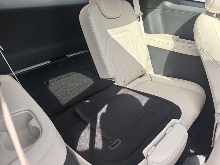 Фото 6 - Dongfeng Yipai eπ 008