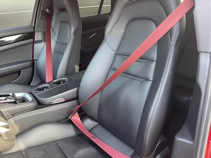 Фото 9 - Porsche Panamera