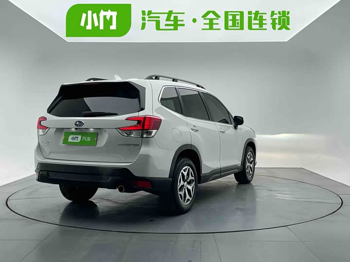 Фото 6 - Subaru Forester