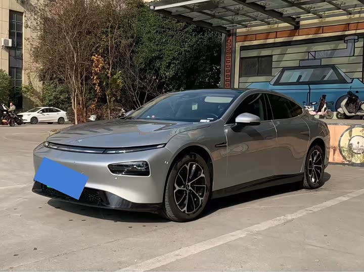 Фото 1 - XPeng P7