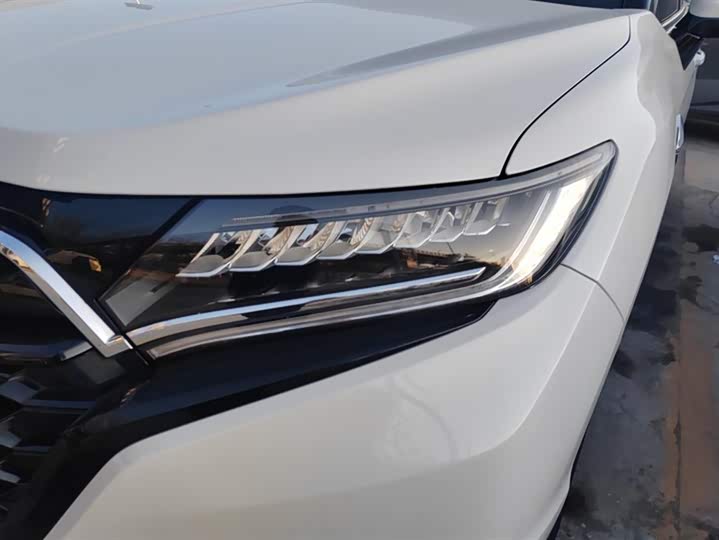 Фото 5 - Honda UR-V