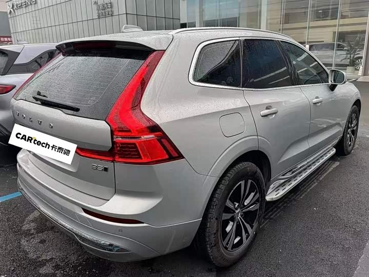 Фото 8 - Volvo XC60