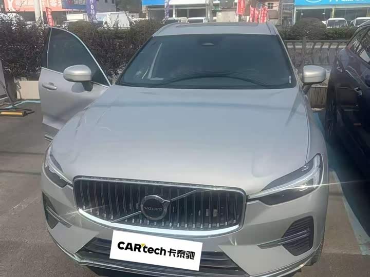 Фото 9 - Volvo XC60