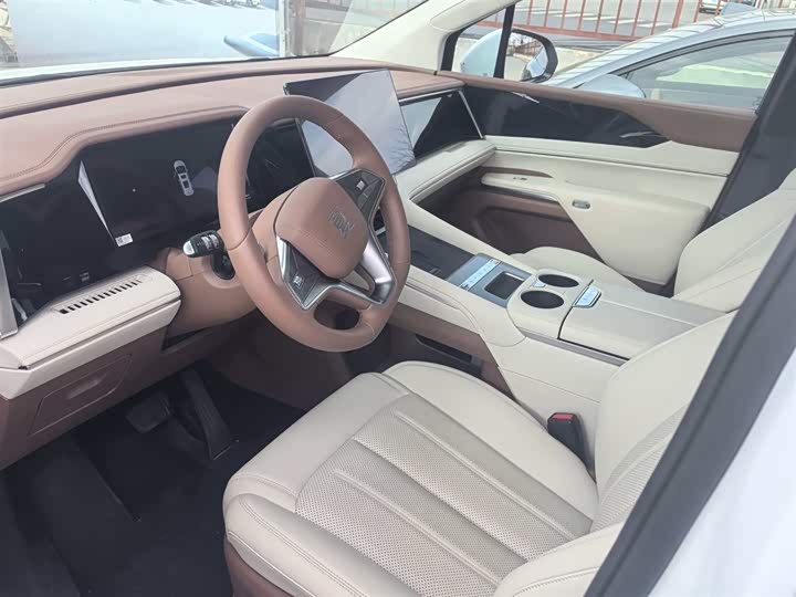 Фото 3 - BYD Xia