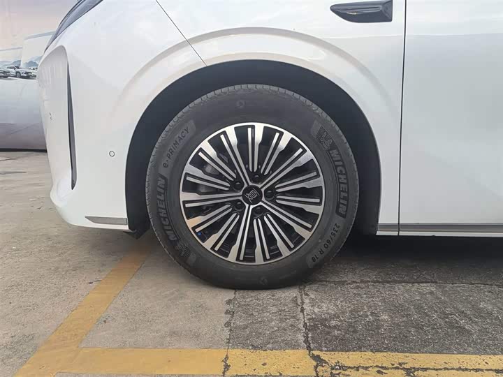 Фото 9 - BYD Xia