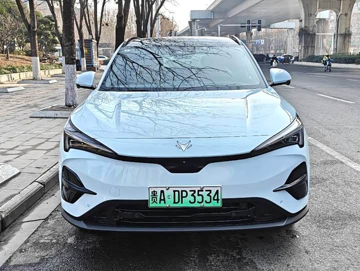 Фото 2 - BAIC Arcfox Alpha T5