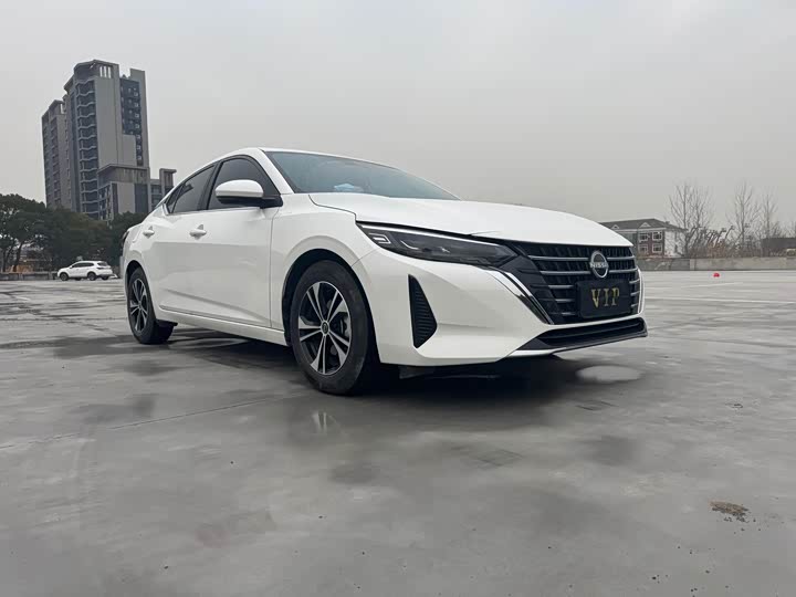 Фото 3 - Nissan Sylphy