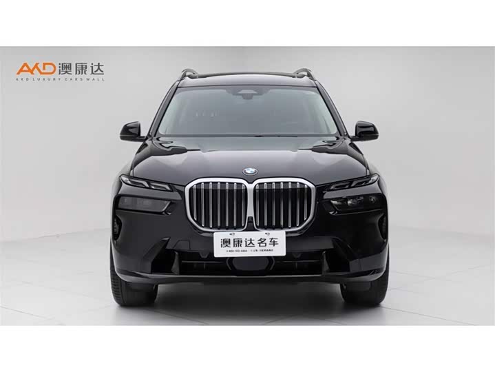 Фото 2 - BMW X7