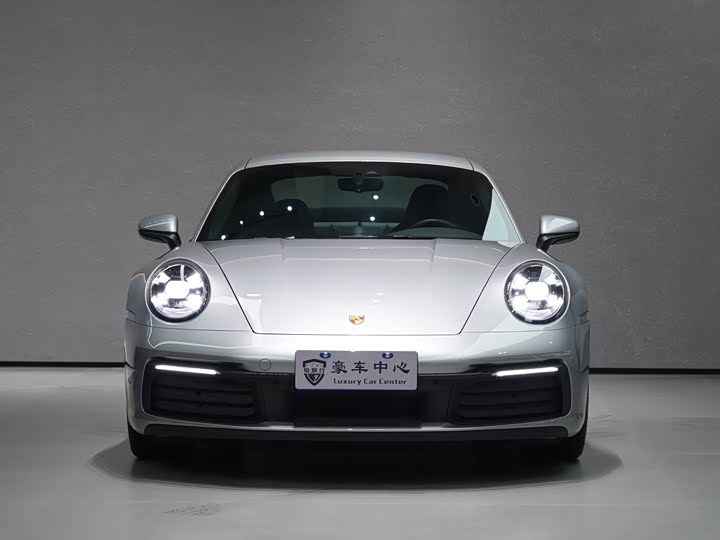 Фото 2 - Porsche 911