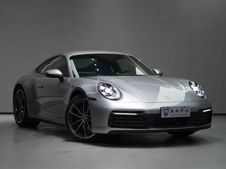 Фото 3 - Porsche 911