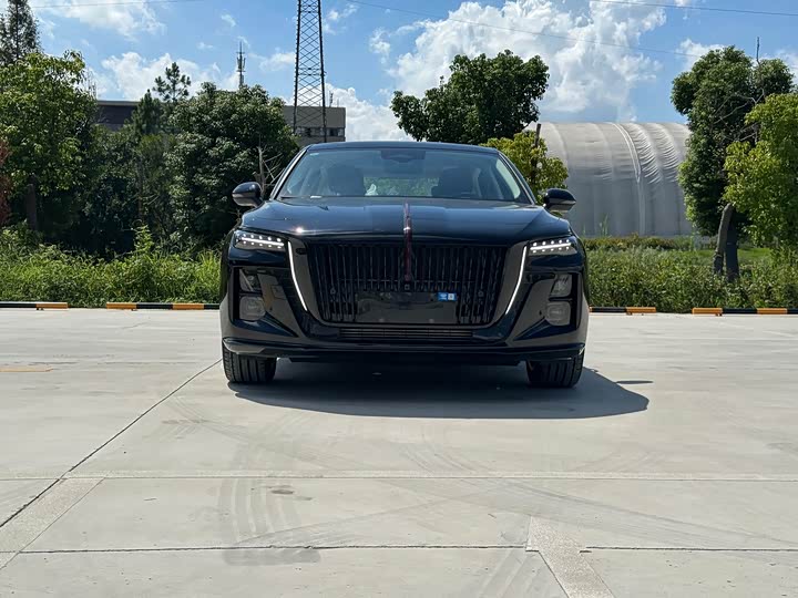 Photo 2 - Hongqi H5