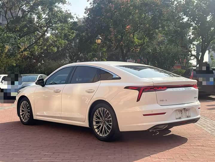 Photo 5 - Bestune B70