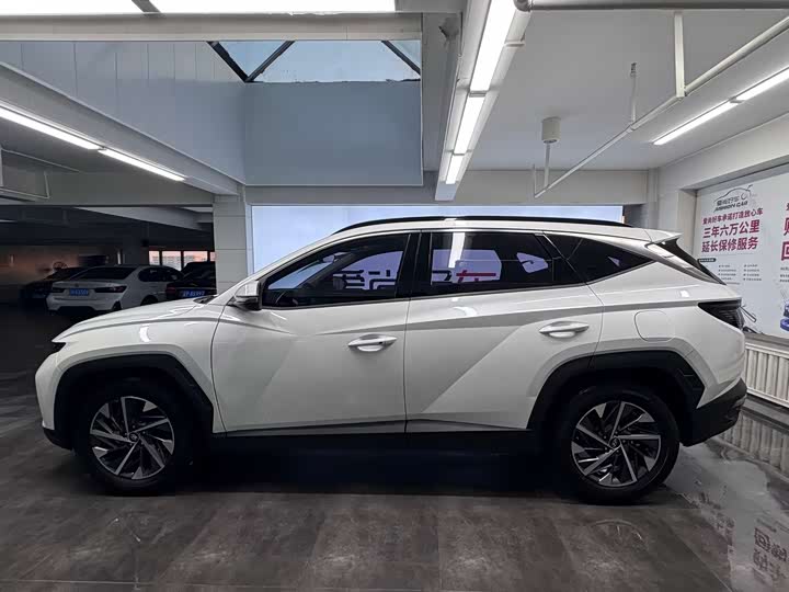 Фото 4 - Hyundai Tucson L