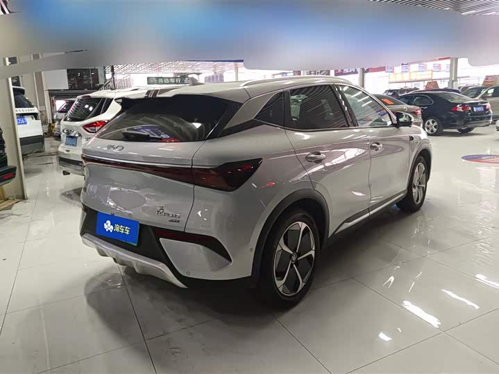 Фото 3 - BYD Yuan Plus