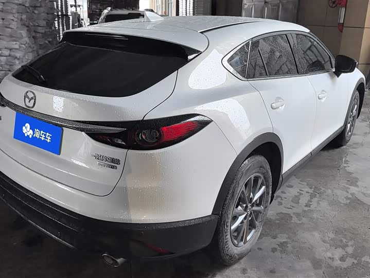 Фото 3 - Mazda CX-4