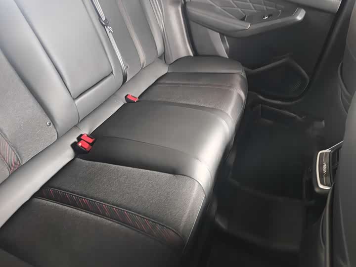 Фото 7 - Dongfeng Aeolus Yixuan Max