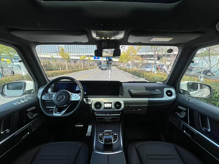 Фото 7 - Mercedes-Benz G-Class