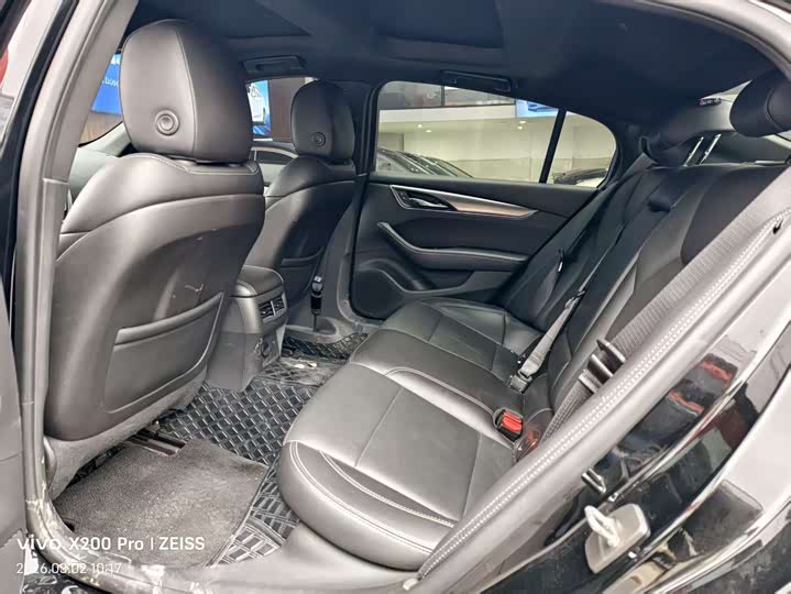 Photo 4 - Cadillac CT5