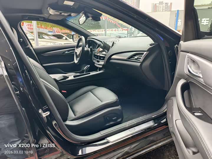 Photo 8 - Cadillac CT5