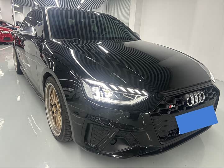 Фото 3 - Audi S4