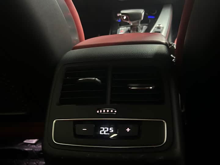 Фото 9 - Audi S4