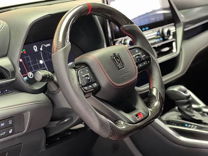 Фото 7 - Toyota Crown Kluger