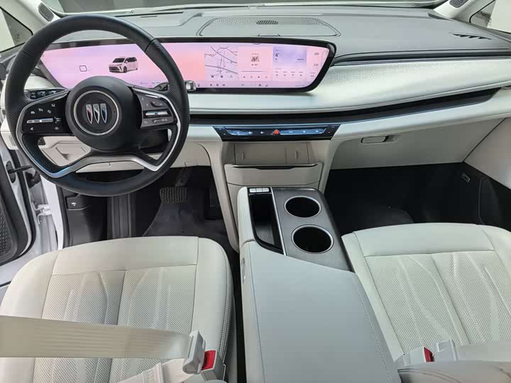 Фото 5 - Buick GL8 Hybrid